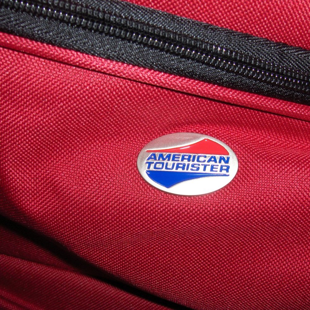 American Tourister Wheeled Duffel Bag - Picture 8 of 8